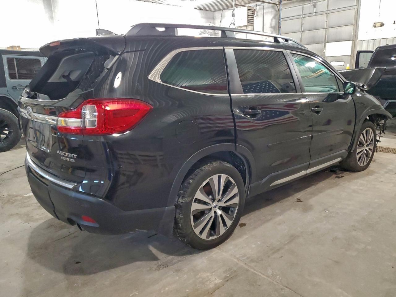 2021 Subaru Ascent Limited - Фото 3