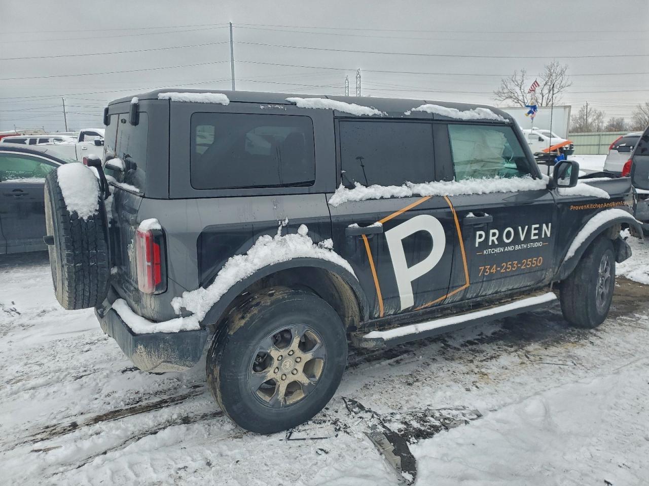 2021 Ford Bronco Base - Фото 3