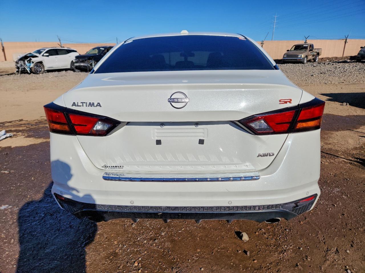 2023 Nissan Altima Sr - Image 6