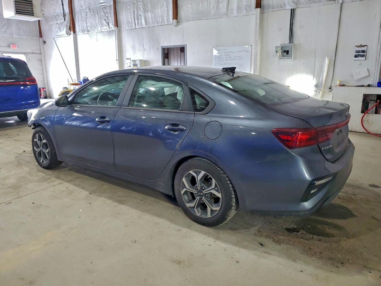 2020 Kia Forte Fe - Image 2