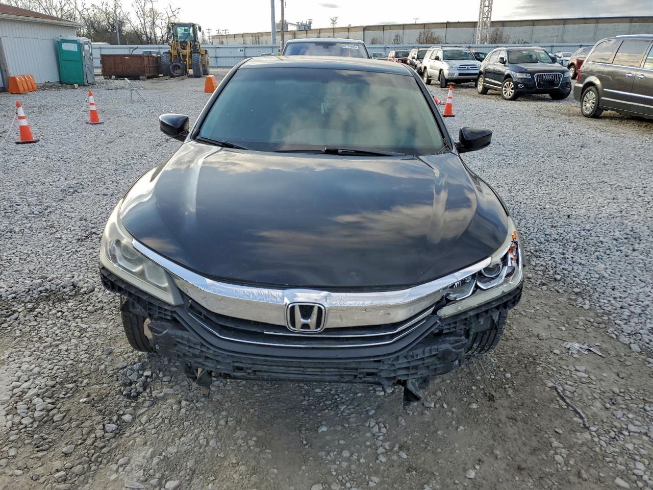 2016 Honda Accord Lx - Image 5