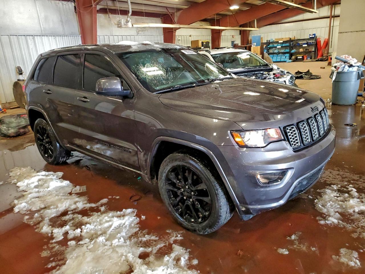 2020 Jeep Grand Cherokee Laredo - Фото 4