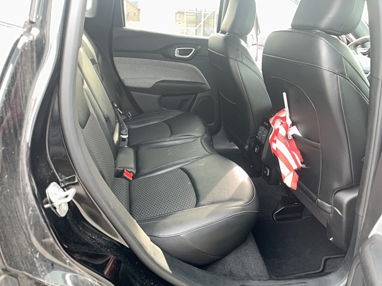 2024 Jeep Compass Latitude - Image 6