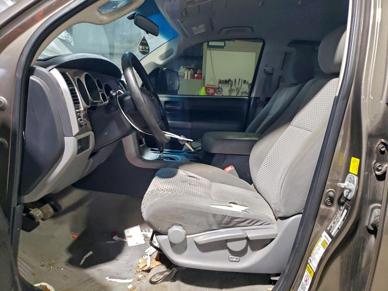 2011 Toyota Tundra Crewmax Sr5 - Image 7