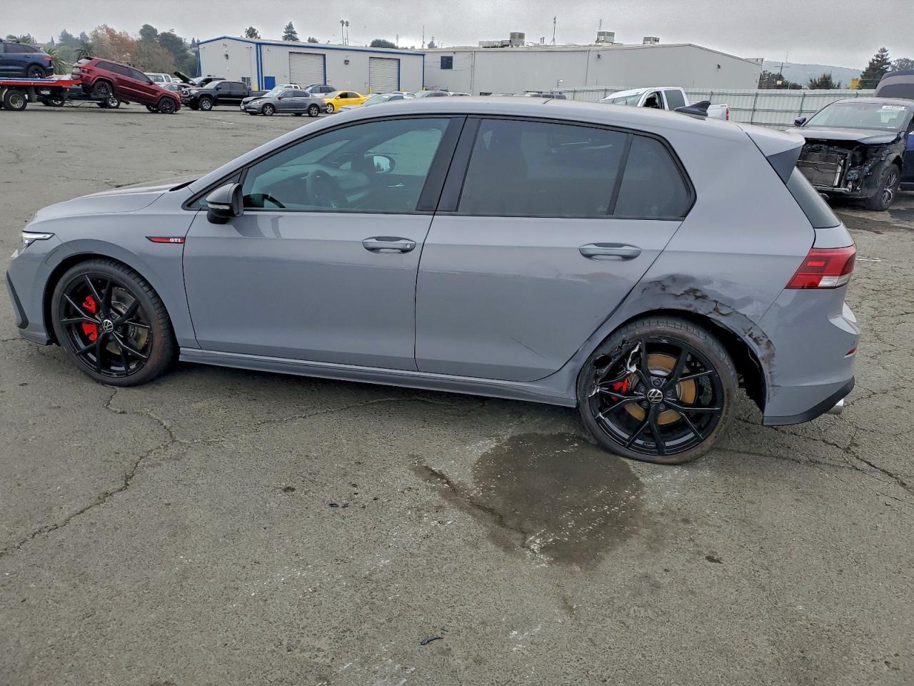 2024 Volkswagen Gti Se - Image 2