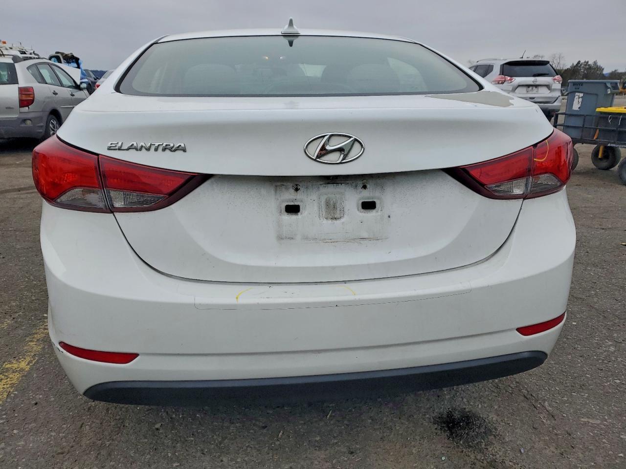 2016 Hyundai Elantra Se - Фото 6