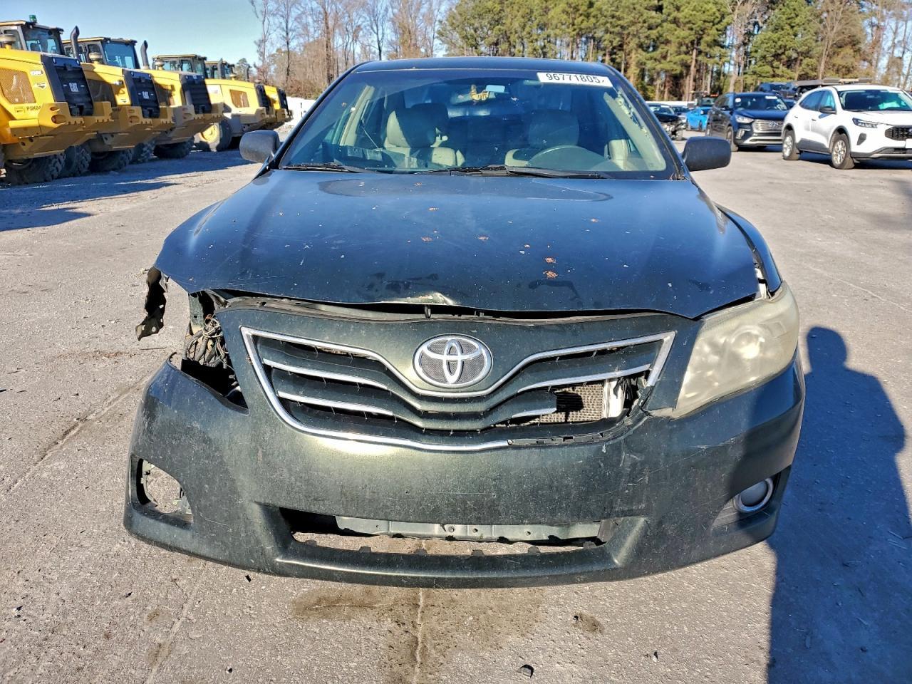 2011 Toyota Camry - Image 5