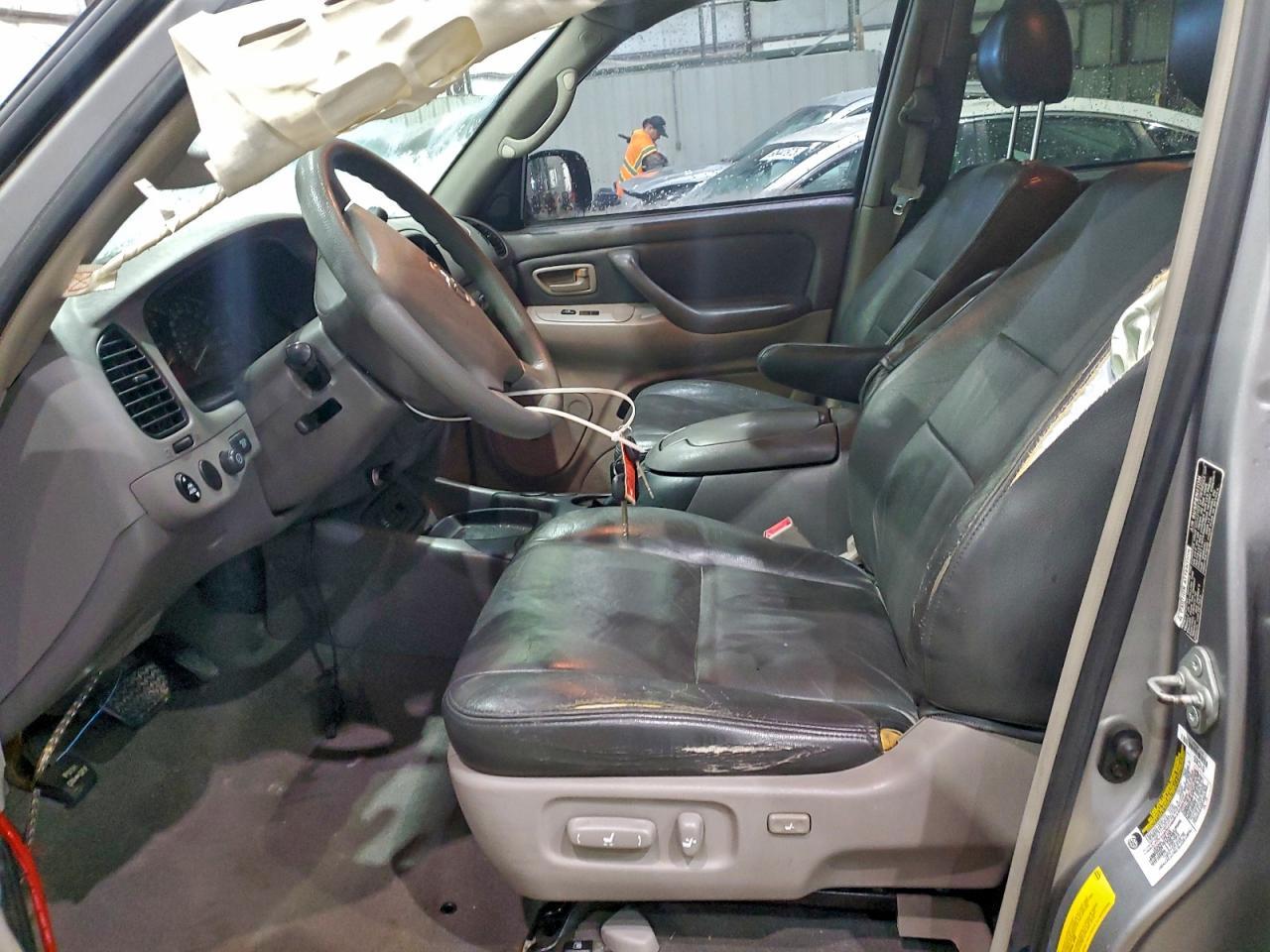 2005 Toyota Sequoia Sr5 - Фото 7