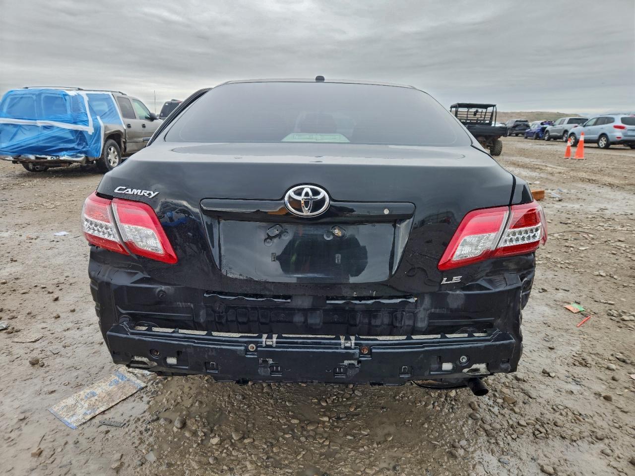 2011 Toyota Camry Base - Фото 6