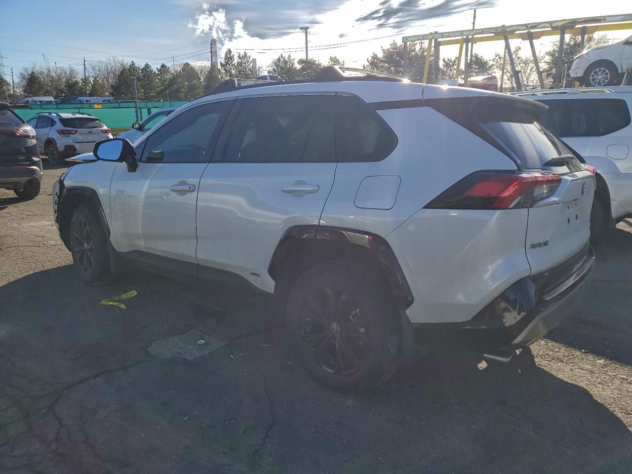 2022 Toyota Rav4 Se - Фото 2