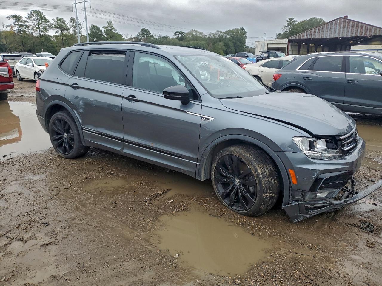 2021 Volkswagen Tiguan Se - Фото 4