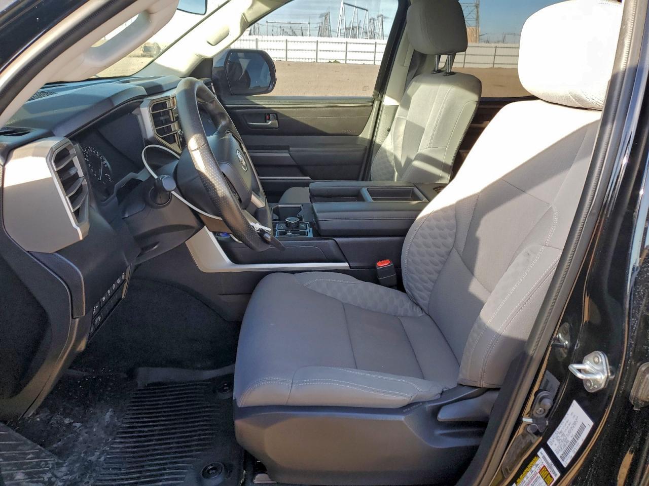 2023 Toyota Tundra Crewmax Sr - Image 7