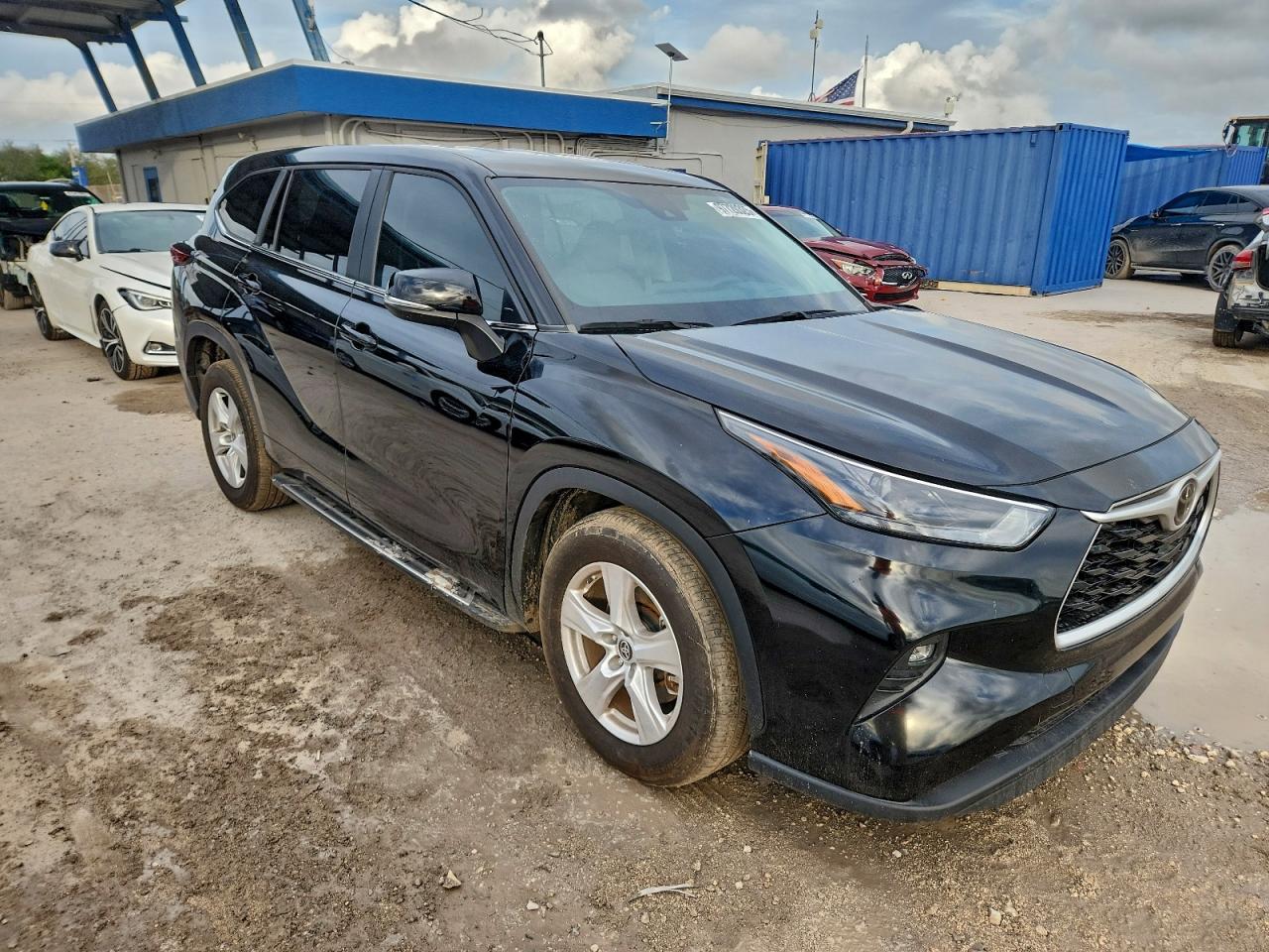 2024 Toyota Highlander Le - Фото 4