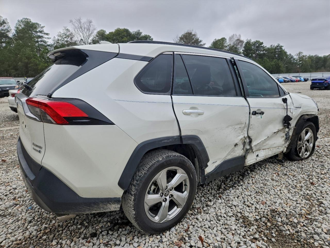 2021 Toyota Rav4 Limited - Фото 3
