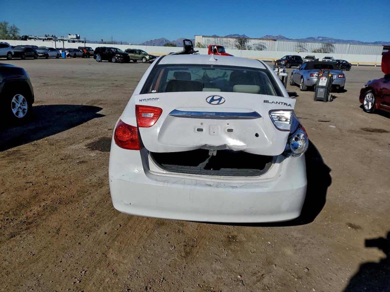 2010 Hyundai Elantra Blue - Фото 6