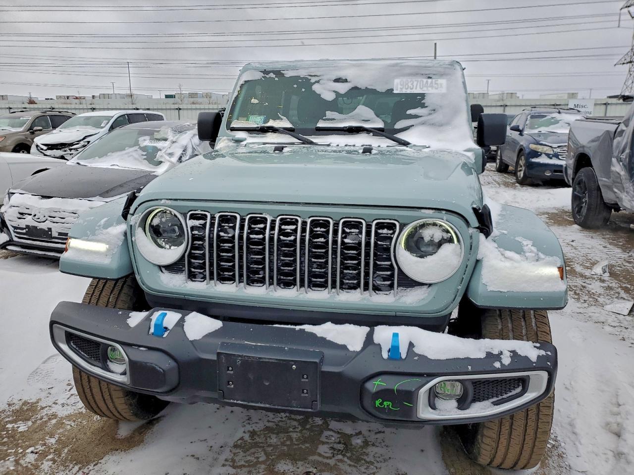 2024 Jeep Wrangler Sahara 4Xe - Image 5