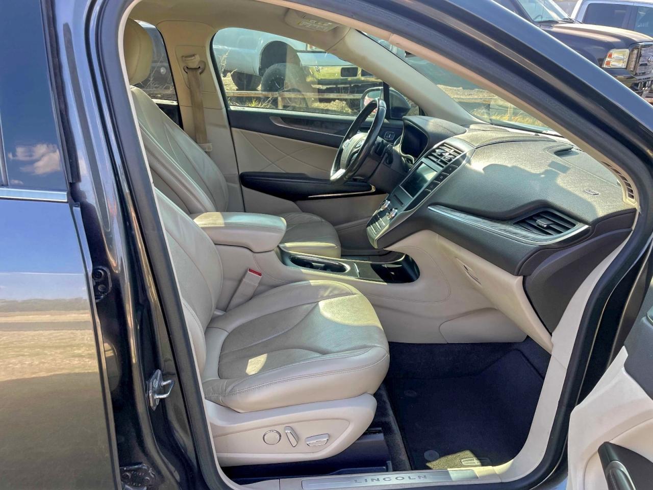 2017 Lincoln Mkc Reserve - Image 5