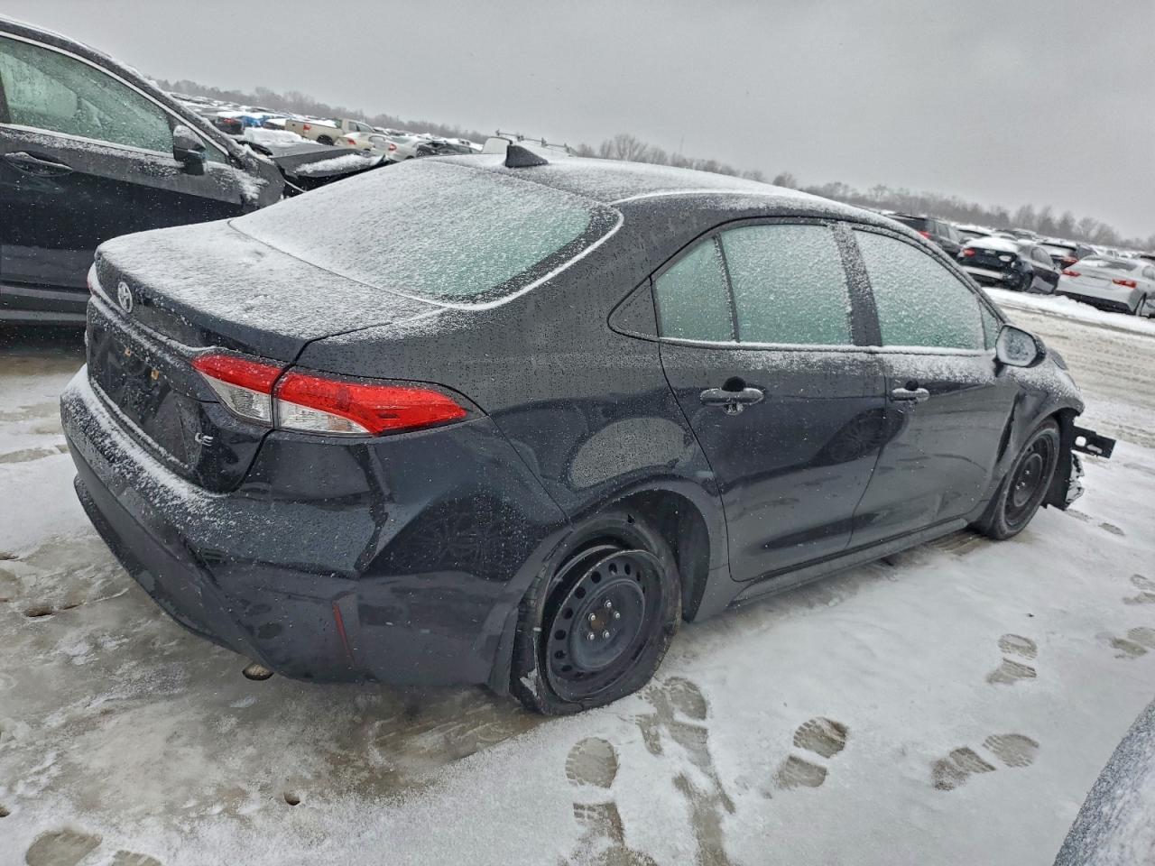 2021 Toyota Corolla Le - Image 3