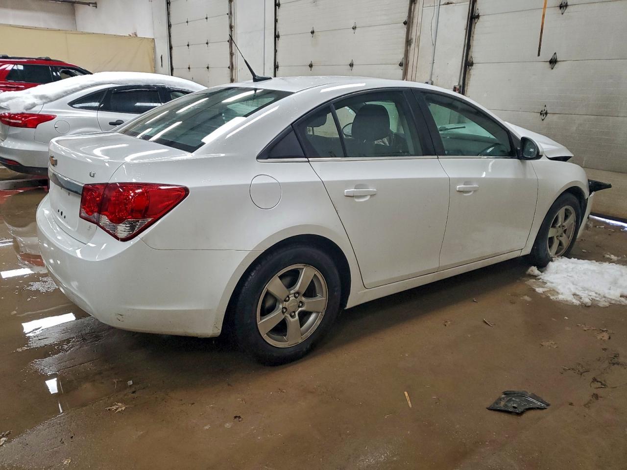 2014 Chevrolet Cruze Lt - Image 3