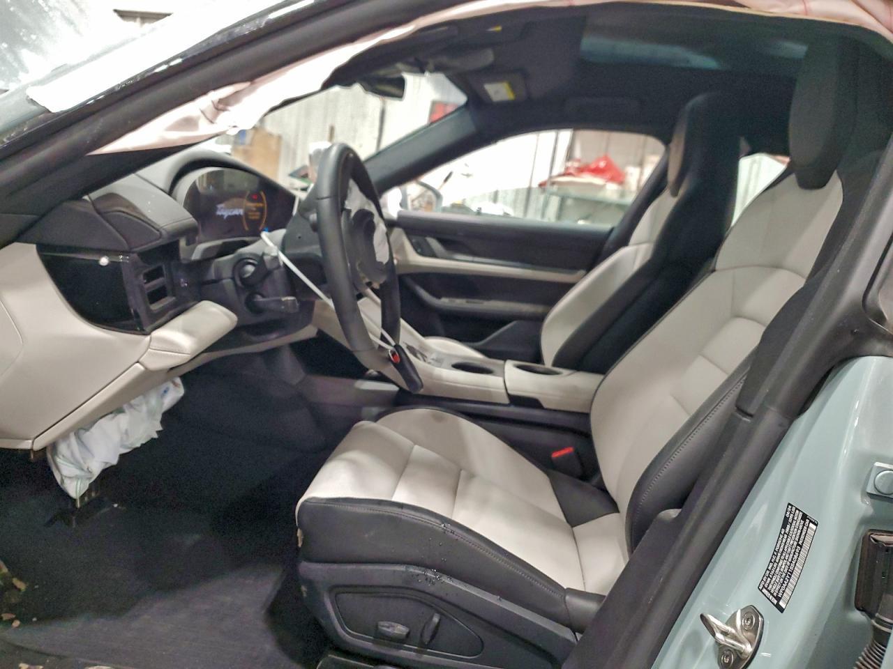 2025 Porsche Taycan Base - Фото 7