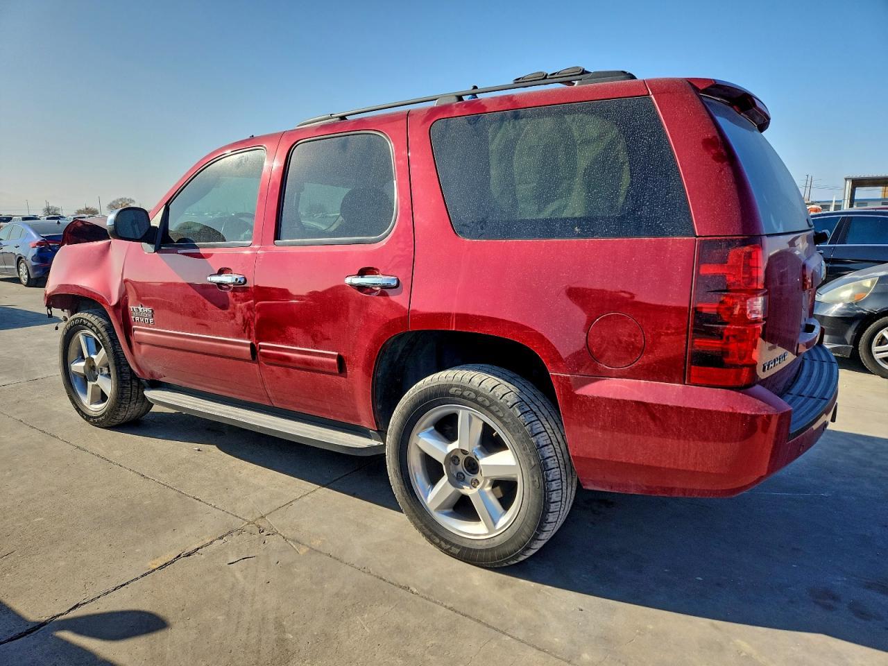 2012 Chevrolet Tahoe C1500 Ls - Image 2