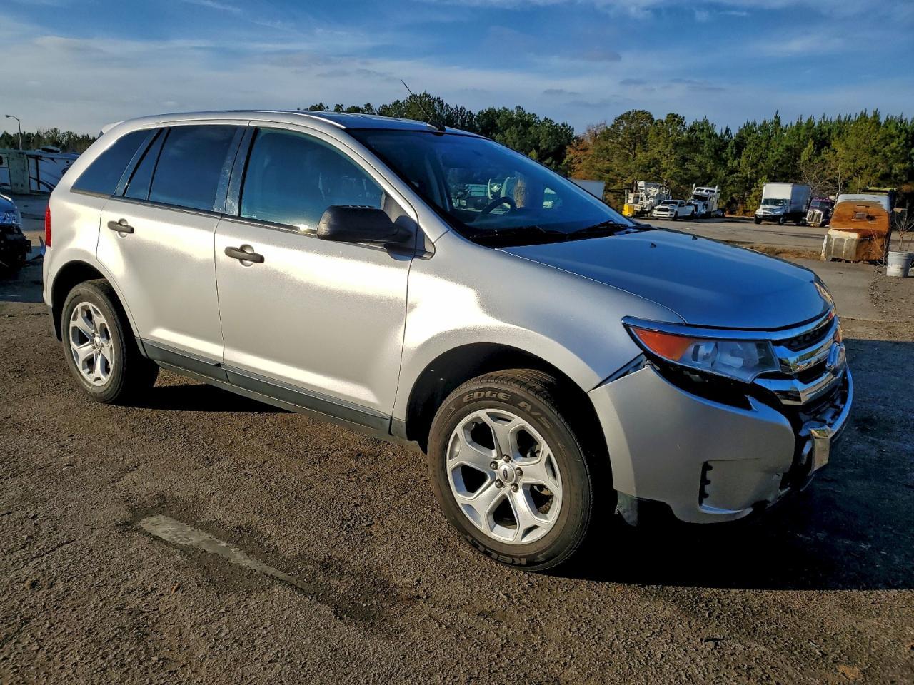 2013 Ford Edge Se - Фото 4