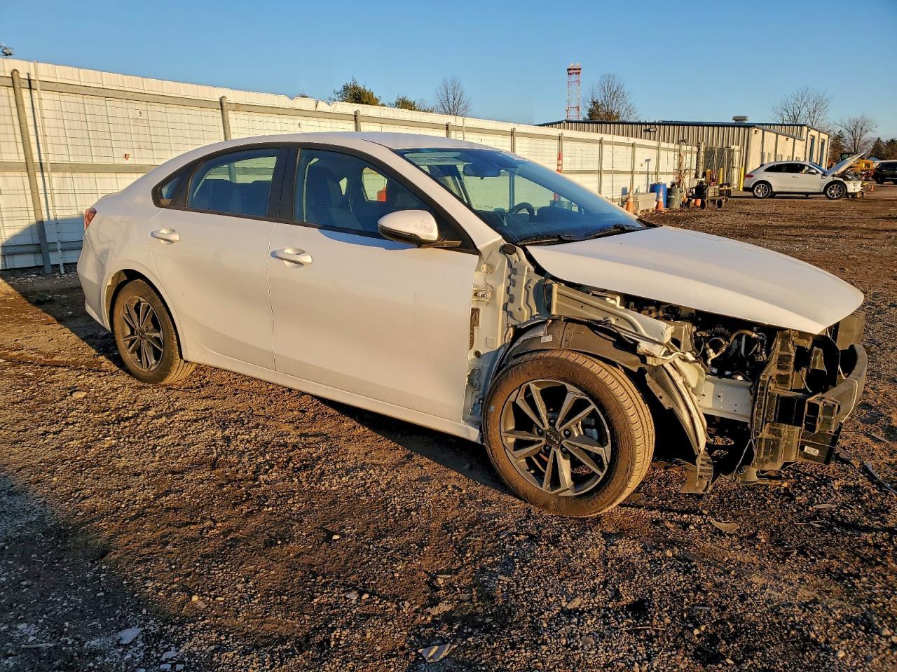 2023 Kia Forte Lx - Фото 4