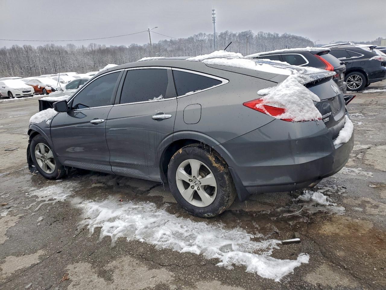 2012 Honda Crosstour Ex - Image 2