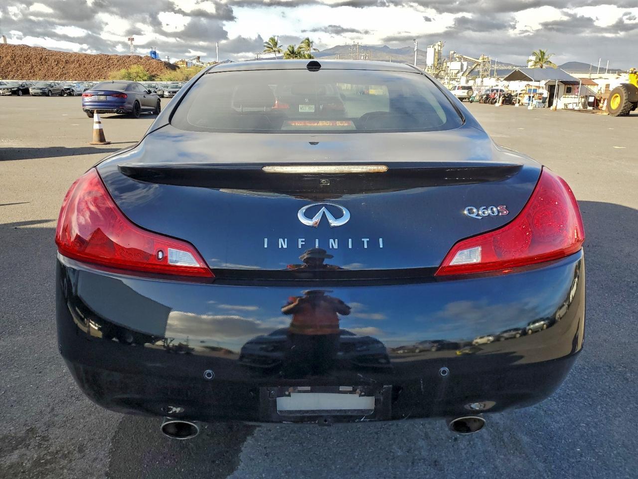 2015 Infiniti Q60 - Фото 6