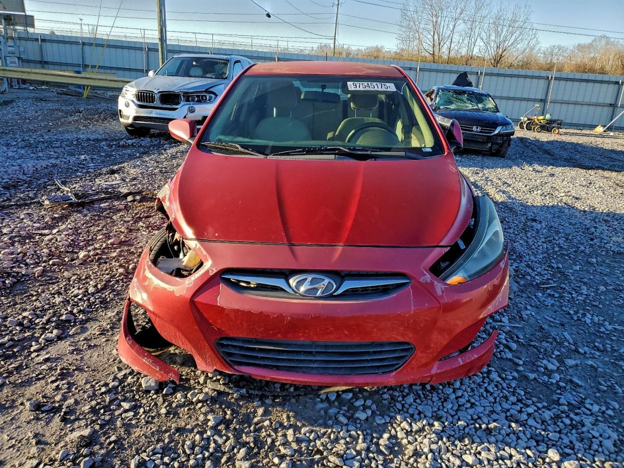2012 Hyundai Accent Gls - Фото 5