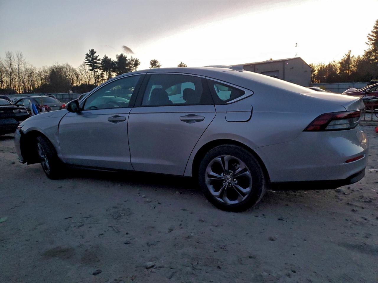 2024 Honda Accord Ex - Фото 2