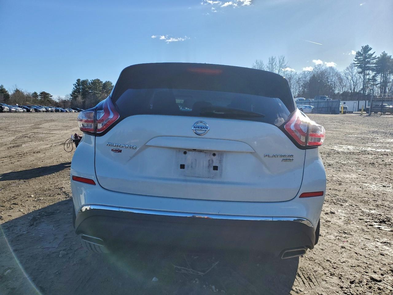 2016 Nissan Murano Platinum - Image 6