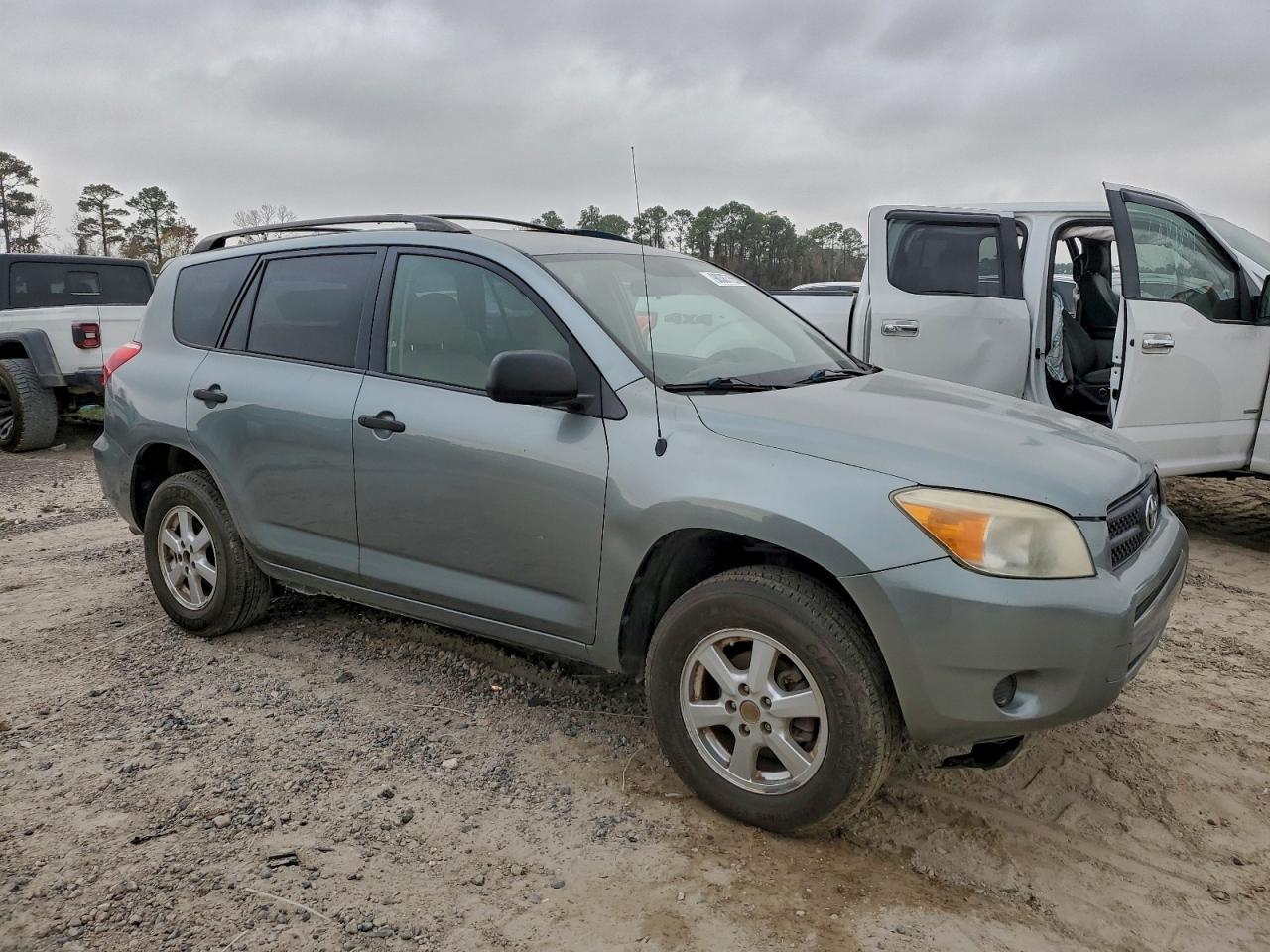 2008 Toyota Rav4 - Image 4