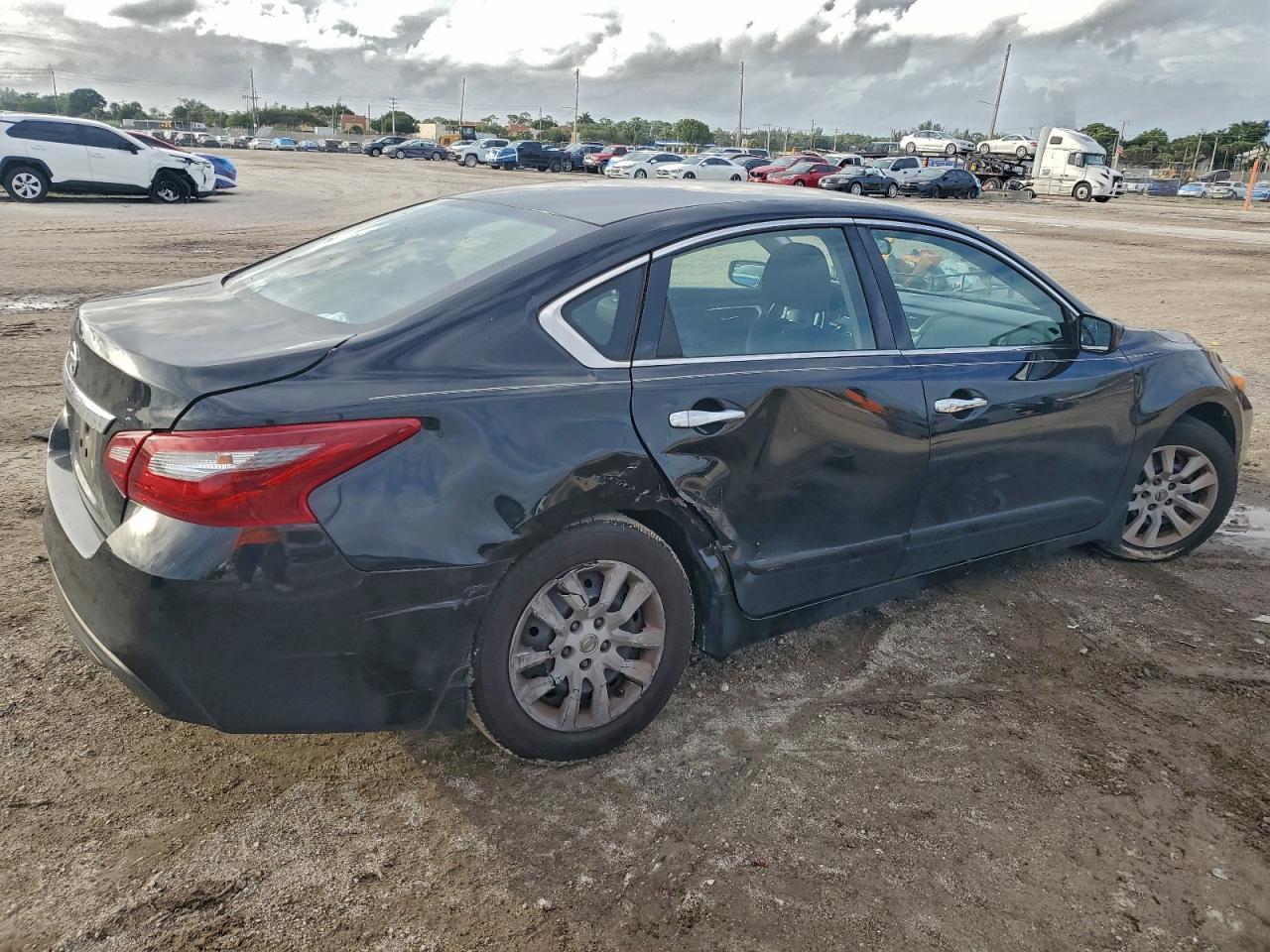 2018 Nissan Altima 2.5 - Фото 3