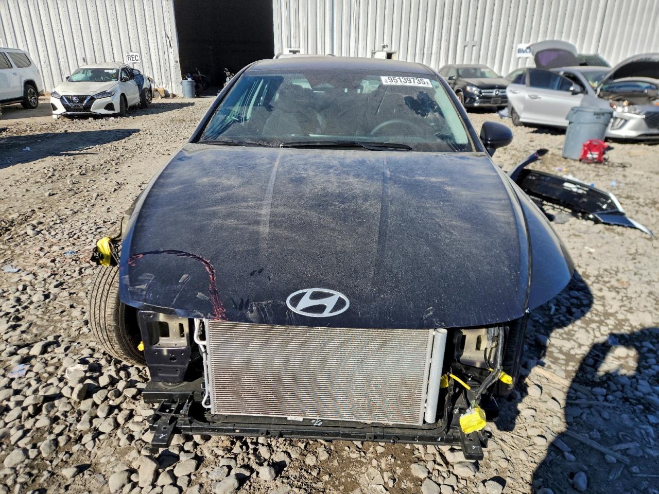 2025 Hyundai Sonata Se - Image 5