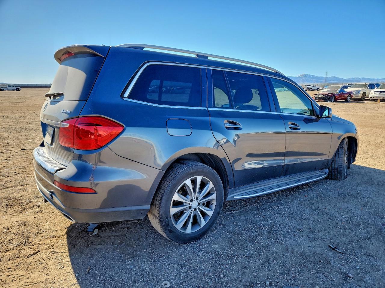 2014 Mercedes-Benz Gl 450 4Matic - Image 3