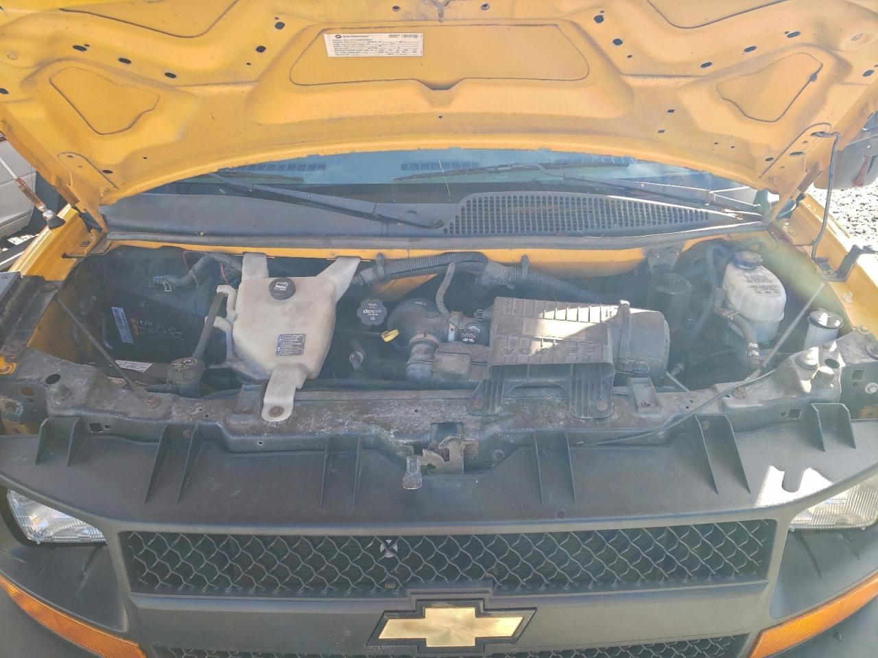 2013 Chevrolet Express School Bus - Фото 7