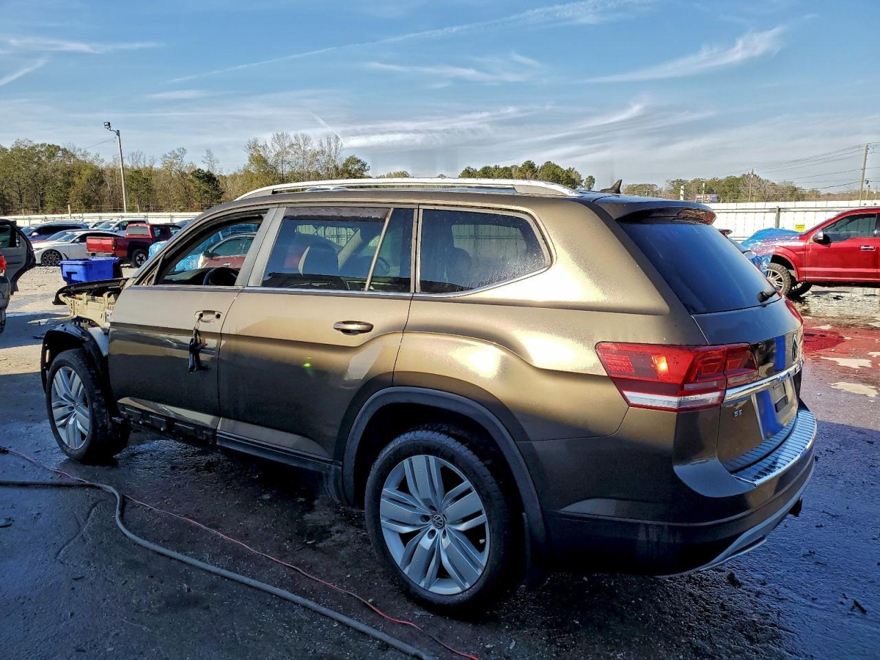 2019 Volkswagen Atlas Se - Фото 2