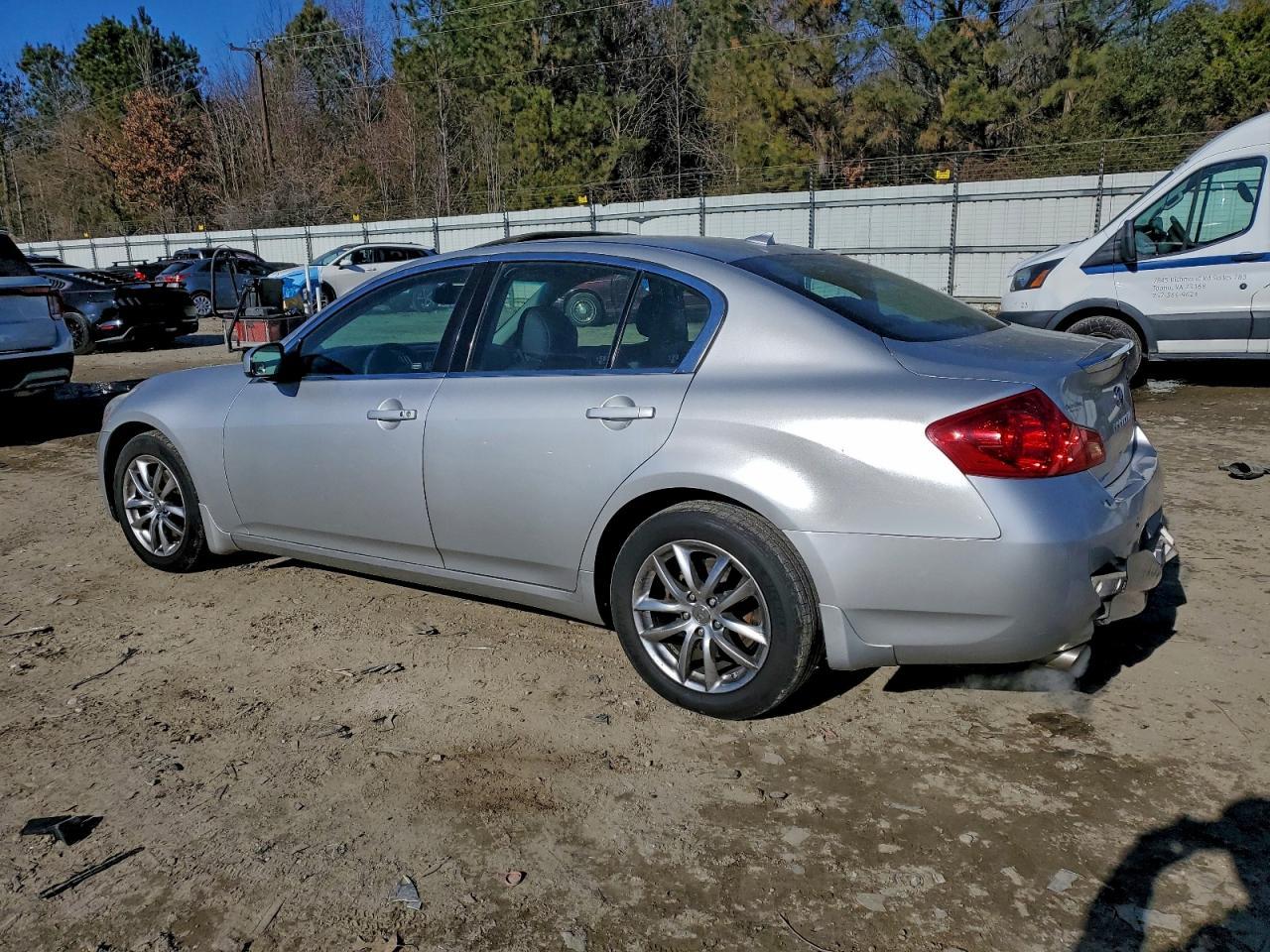 2008 Infiniti G35 - Image 2