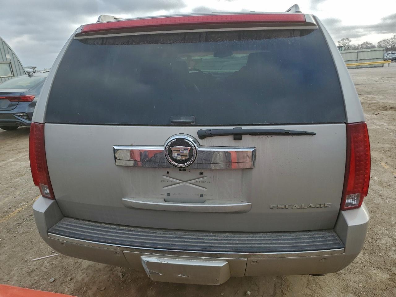 2007 Cadillac Escalade Luxury - Фото 6