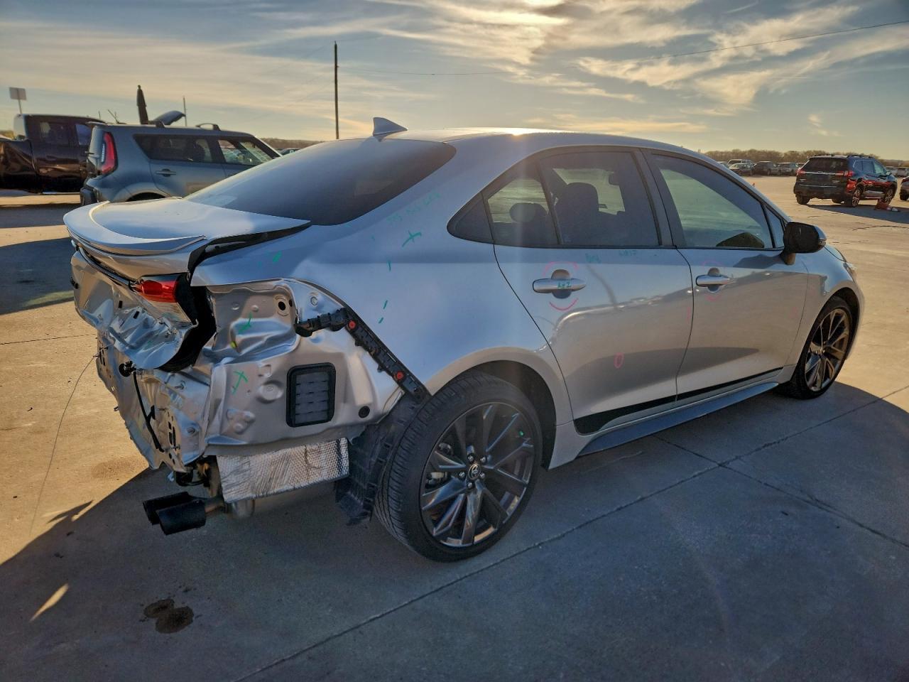 2024 Toyota Corolla Se - Фото 3