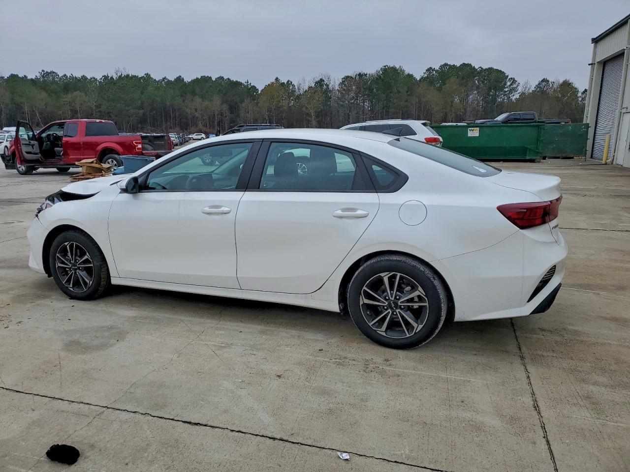 2024 Kia Forte Lx - Image 2