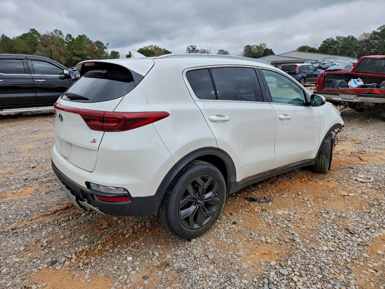 2020 Kia Sportage S - Фото 3