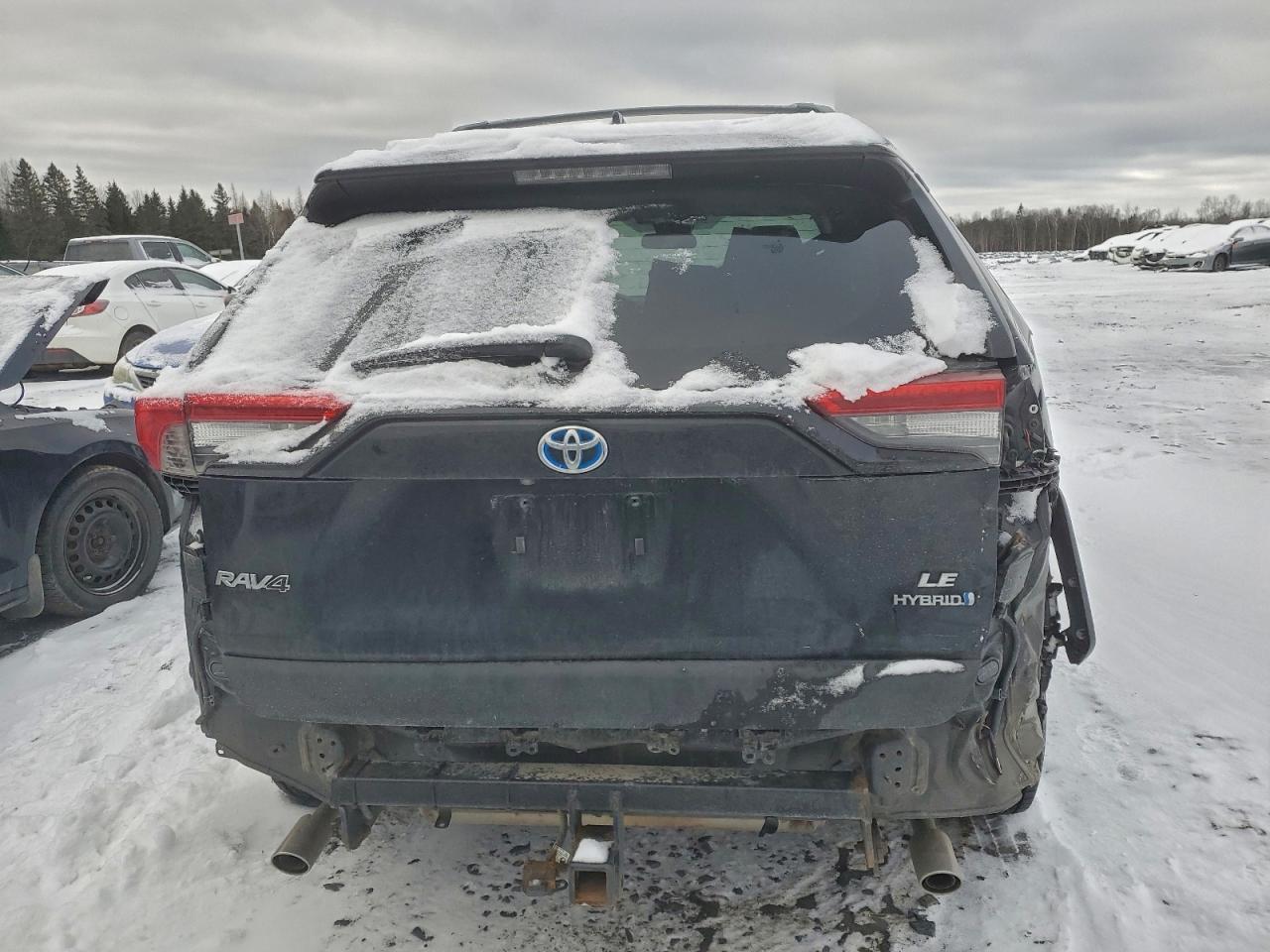 2022 Toyota Rav4 Le - Image 6
