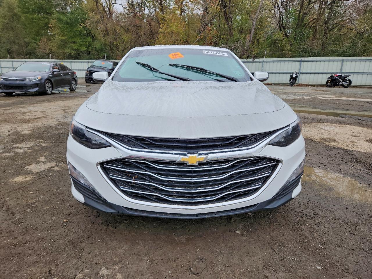 2023 Chevrolet Malibu Lt - Image 5