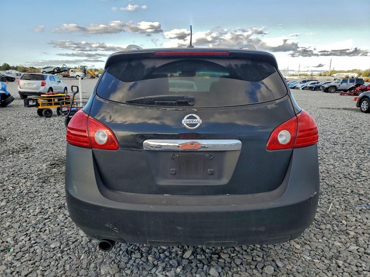 2011 Nissan Rogue S - Фото 6
