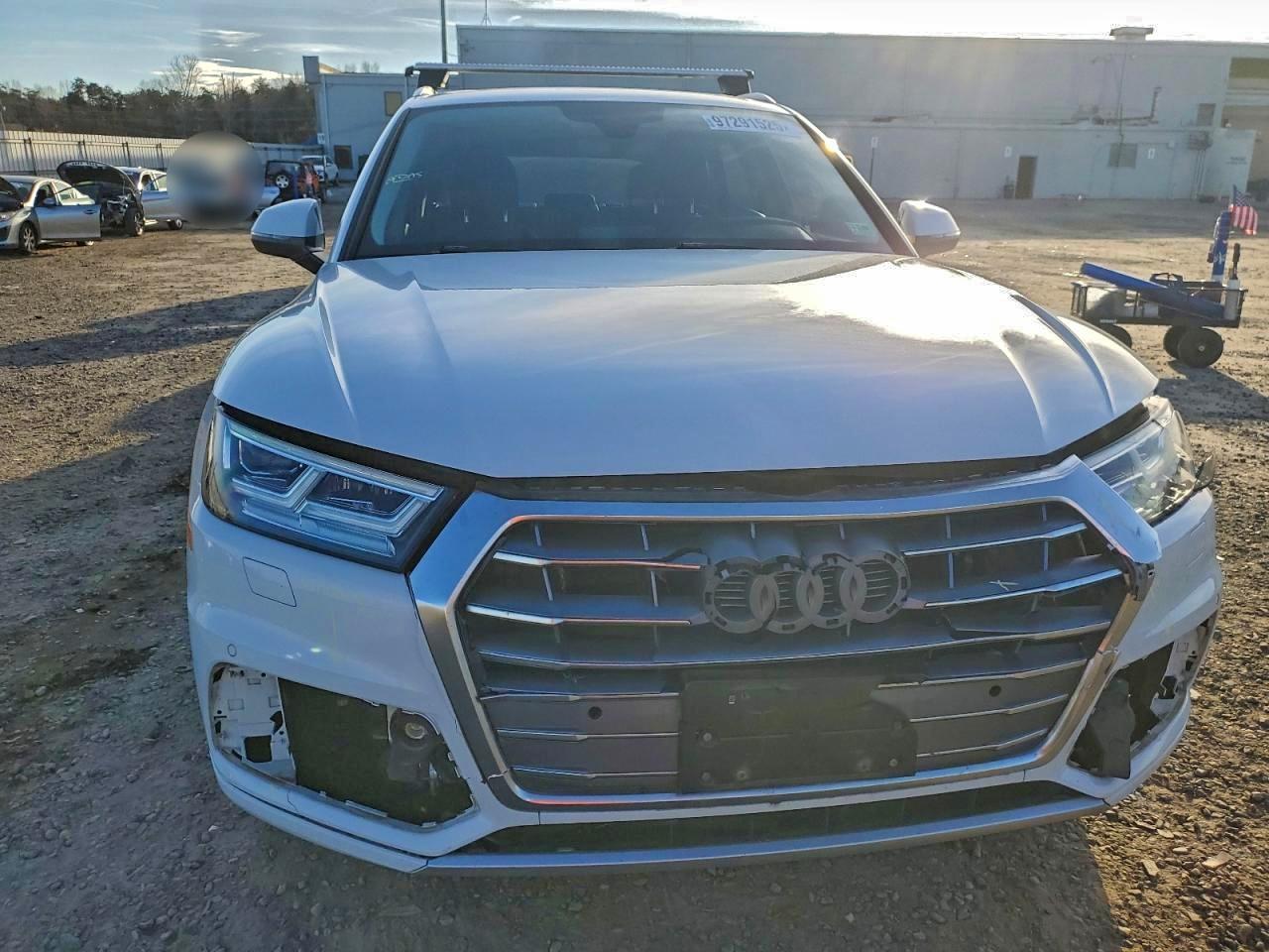 2019 Audi Q5 Premium Plus - Image 5