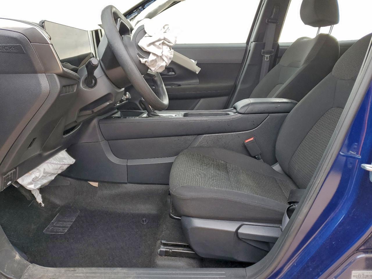 2025 Nissan Kicks S - Фото 7