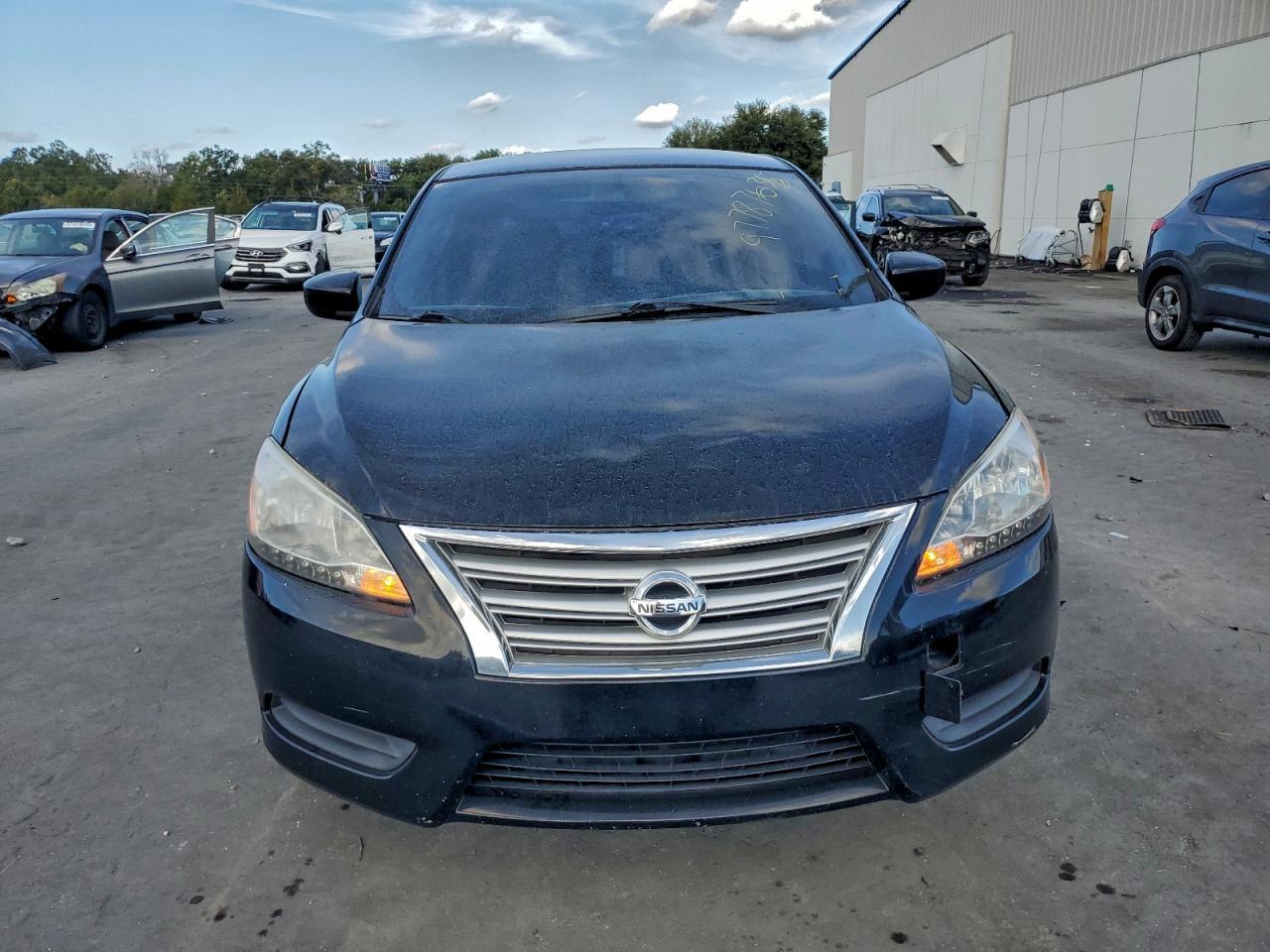 2013 Nissan Sentra S - Image 5