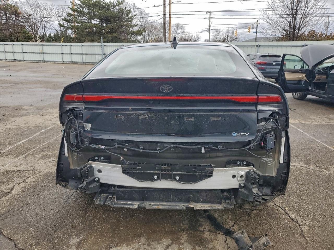 2023 Toyota Prius Le - Фото 6